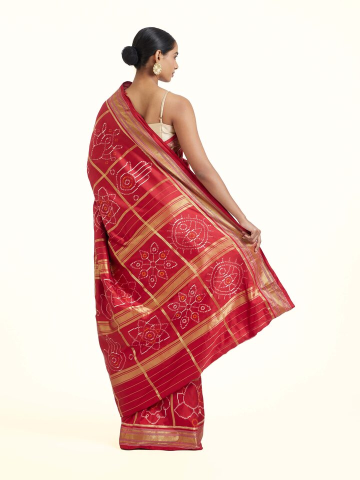 Back view of Red Pochampally Single Ikat Saree emphasizing the overall design and fine details