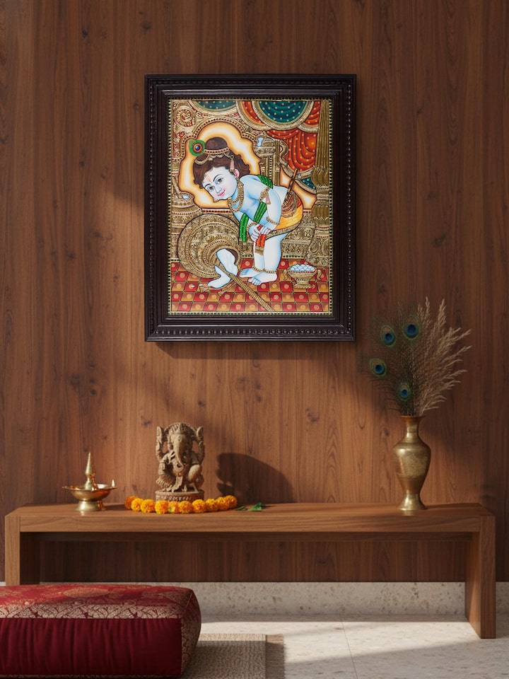 Left-side view of the Baby Krishna Thanjavur Painting