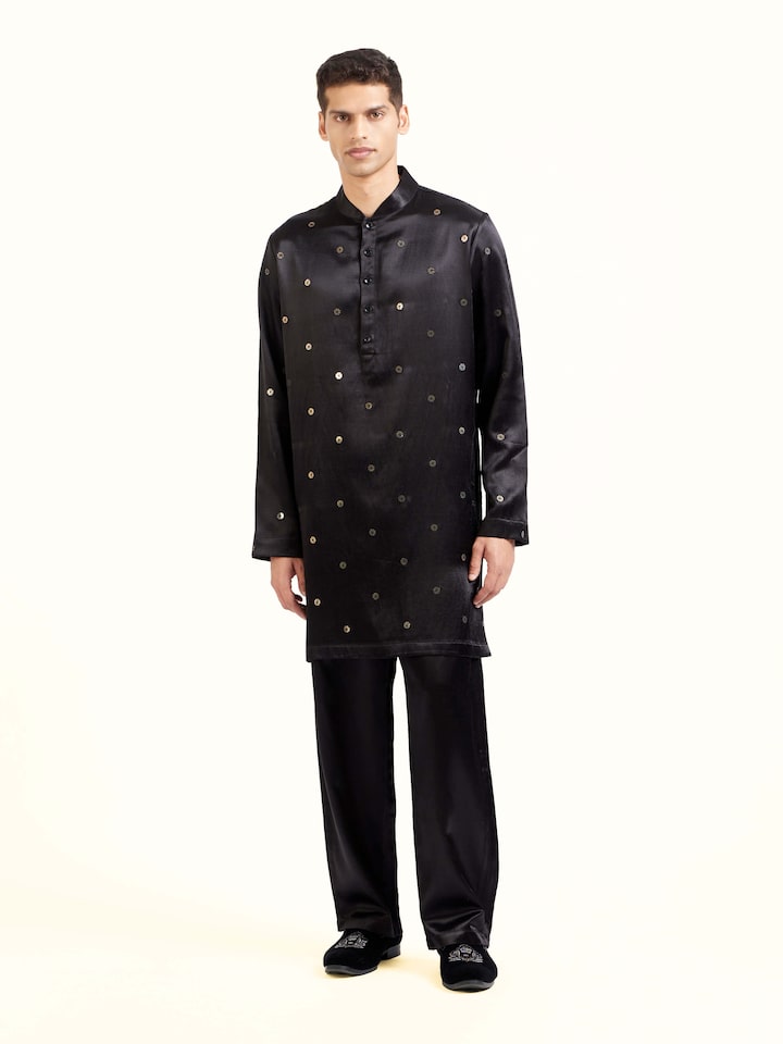 Front view of black hand embroidery long kurta with intricate detailing