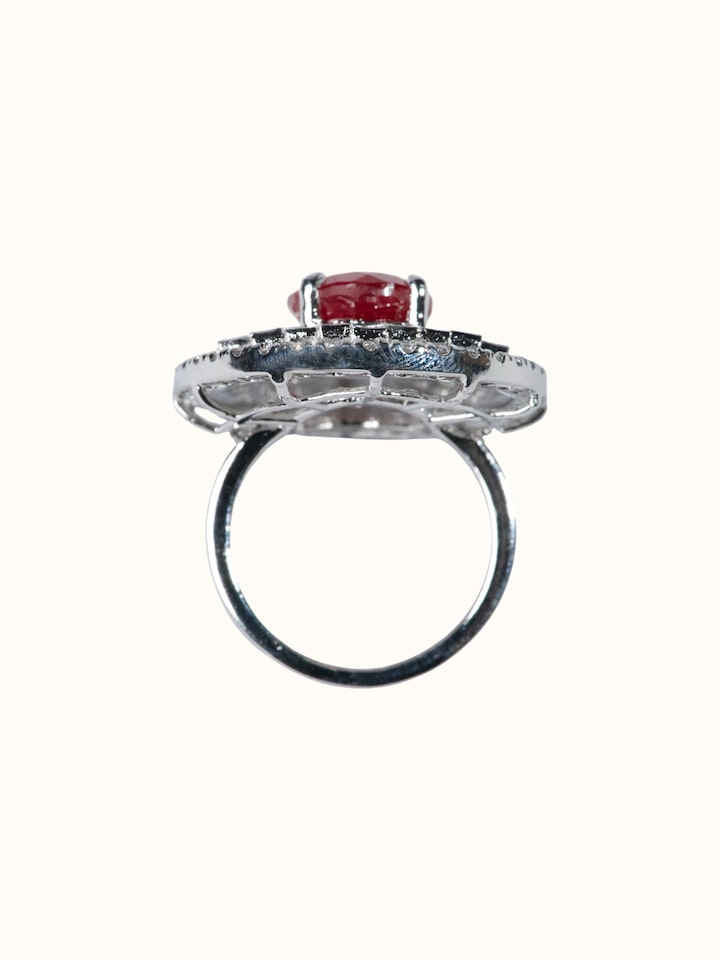 Close-up of the Silver Smithing Ring craftsmanship