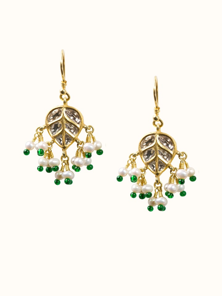 Front view of the Jadau 18 Karat Gold Drop Earrings