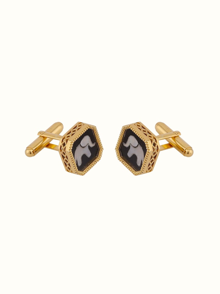 Side view of Parchinkari silver cufflinks