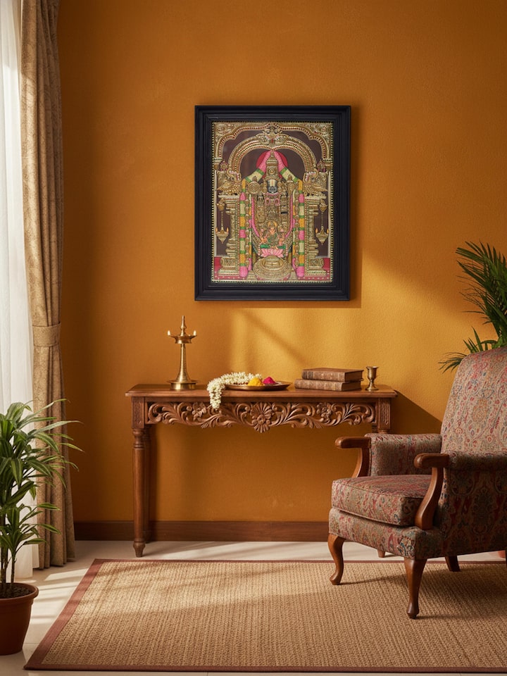 Left-side view of the Balaji Lakshmi Thanjavur Painting
