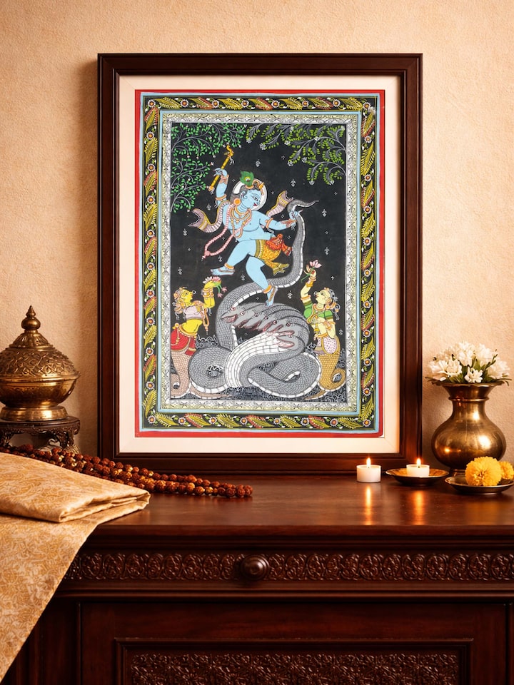 Left-side view of the Krishna Kaliyadalan Patachitra Painting