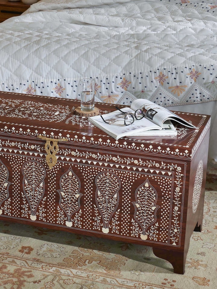 Sheesham Wood Bone Inlay Trunk
