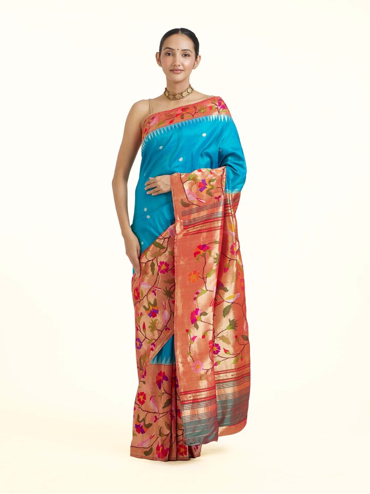 Side view of the Turquoise Mulberry Silk Paithani Handloom Saree