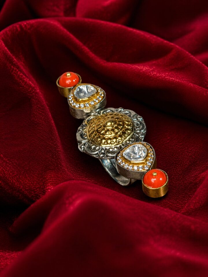 Lifestyle view of the Dank Polki Silver Ring