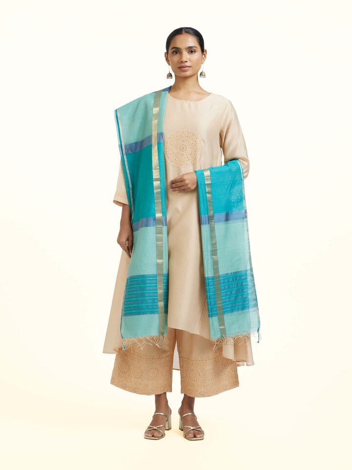 Front view of the Blue Cotton Silk Maheshwari Zari Border Dupatta