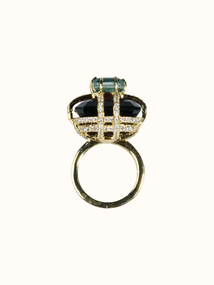 Close-up of the Silver Smithing Ring craftsmanship