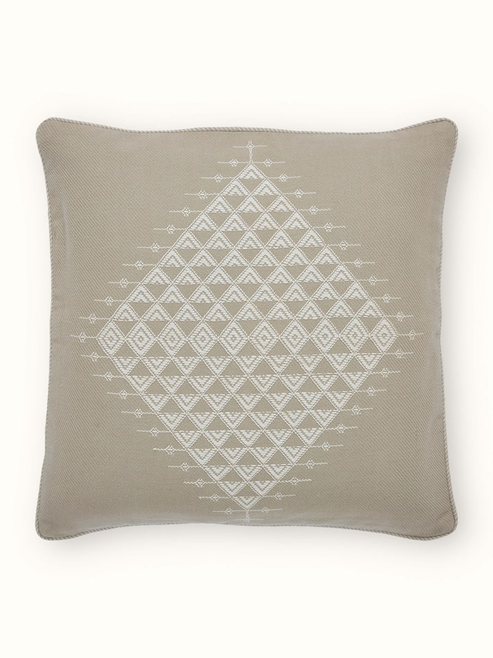 Godna Beige Diamond Buta Cotton Handwoven Pattu Cushion Cover