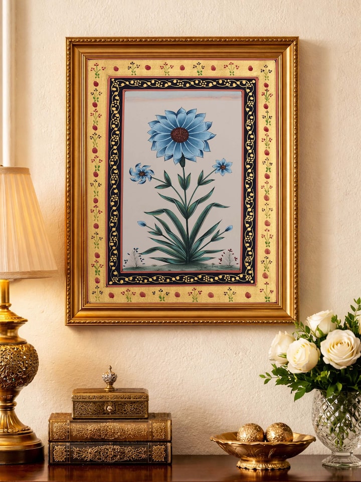 Side view of the Daisy Miniature Painting