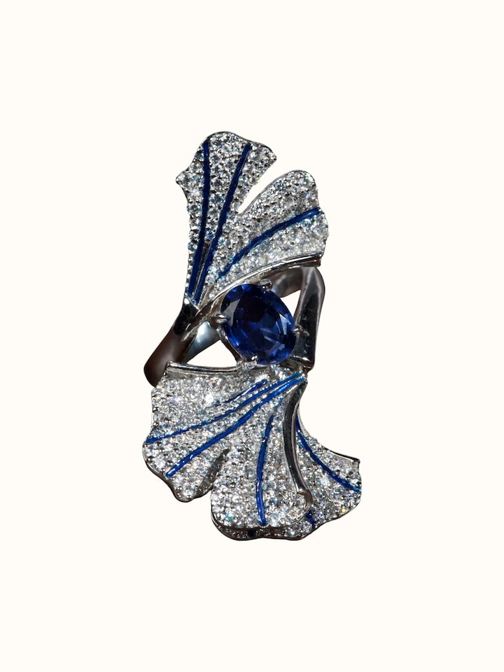 Front view of the Silver Smithing Ring