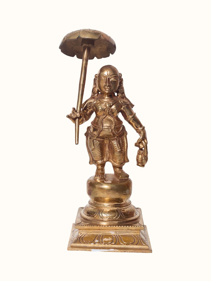 Intricate carving of the Bronze Cast Dasavatar Idol