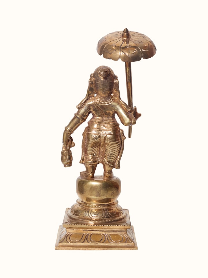 Traditional detailing of the Bronze Cast Dasavatar Idol