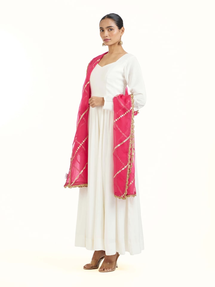 side view of pink hand embroidered dupatta drape