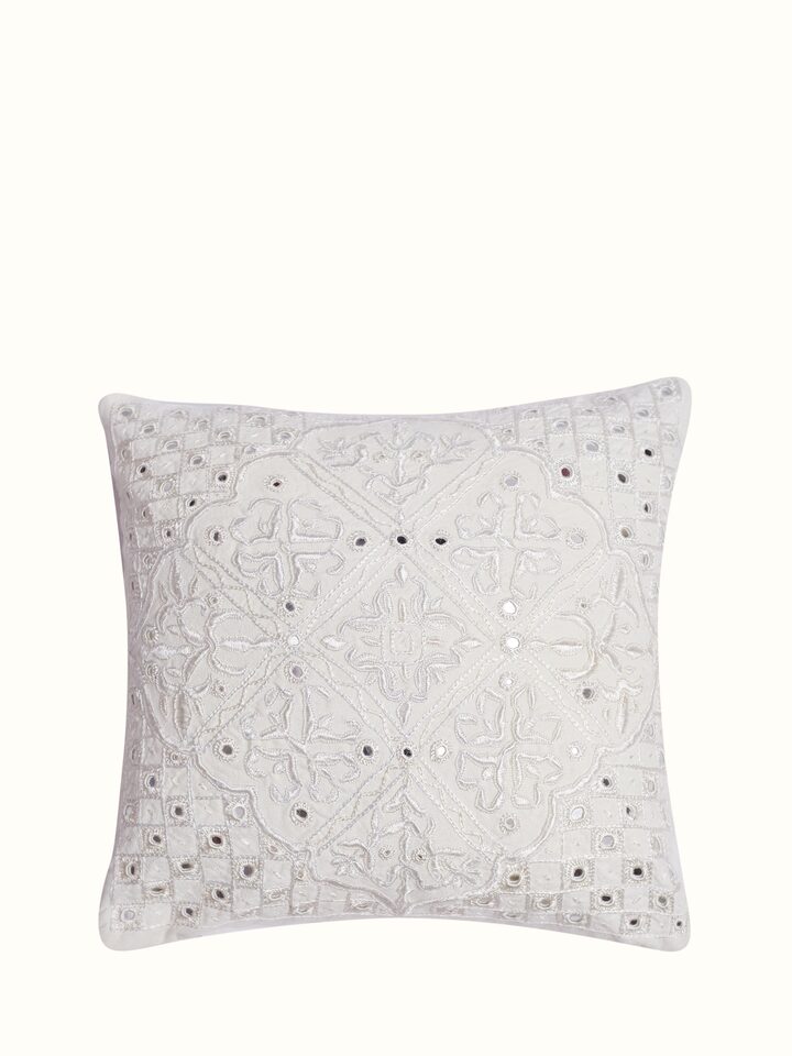 Lippan white Pakko medallion hand embroidered cotton cushion cover – Swadesh