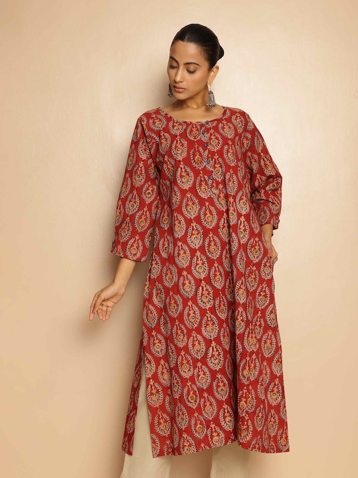 Lifestyle shot showing the kurta’s vibrant ethnic appeal.