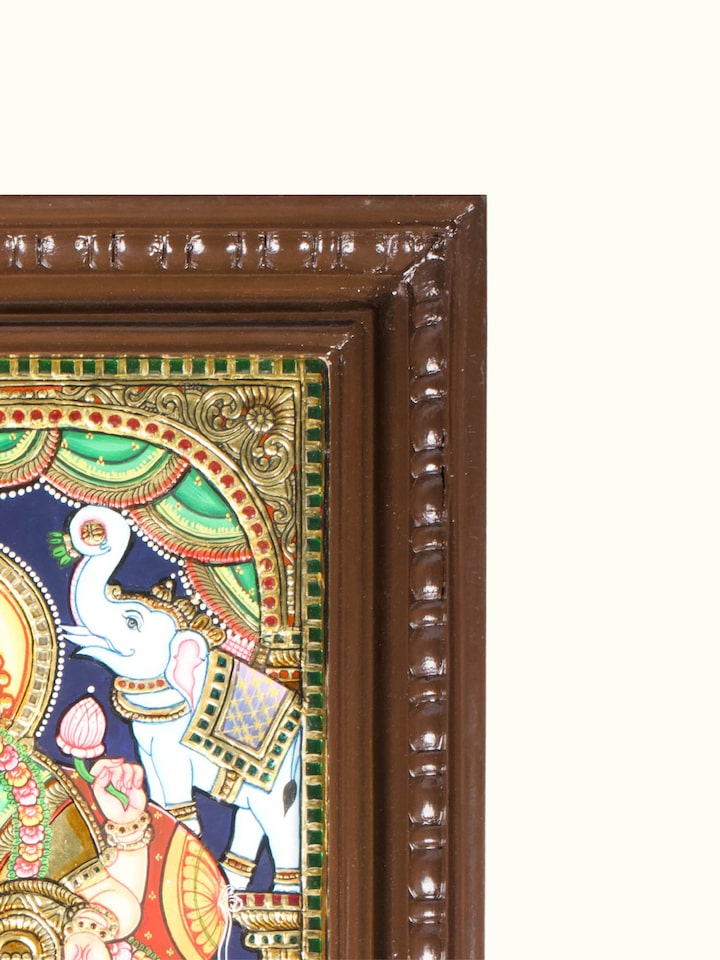 Side view of the Tanjore Gala Lakshmi Thanjavur Painting