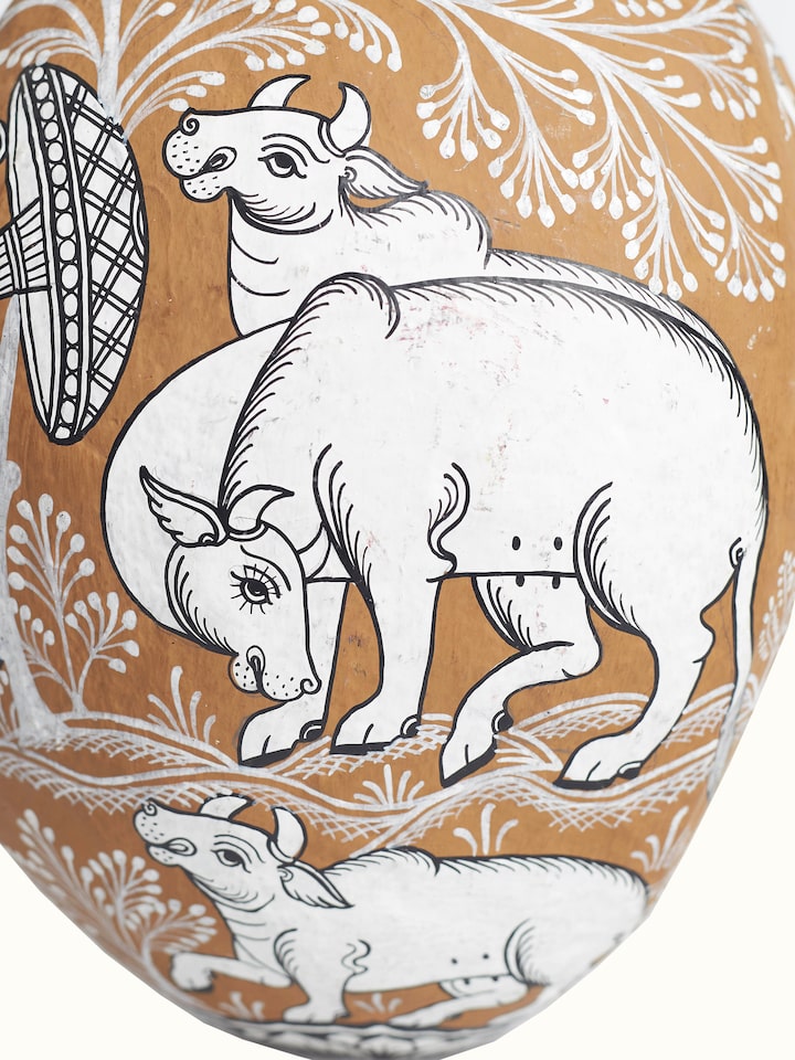 Front detail view of the Godan Bahuda Wall Hanging