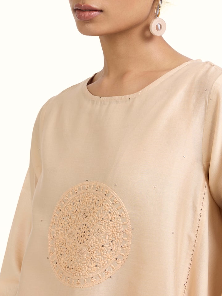 Detail view of the Beige Chanderi Cotton Silk Chikankari Kurta
