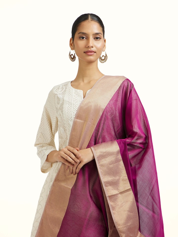 Angled view of the Pink Cotton Silk Maheshwari Handloom Dupatta
