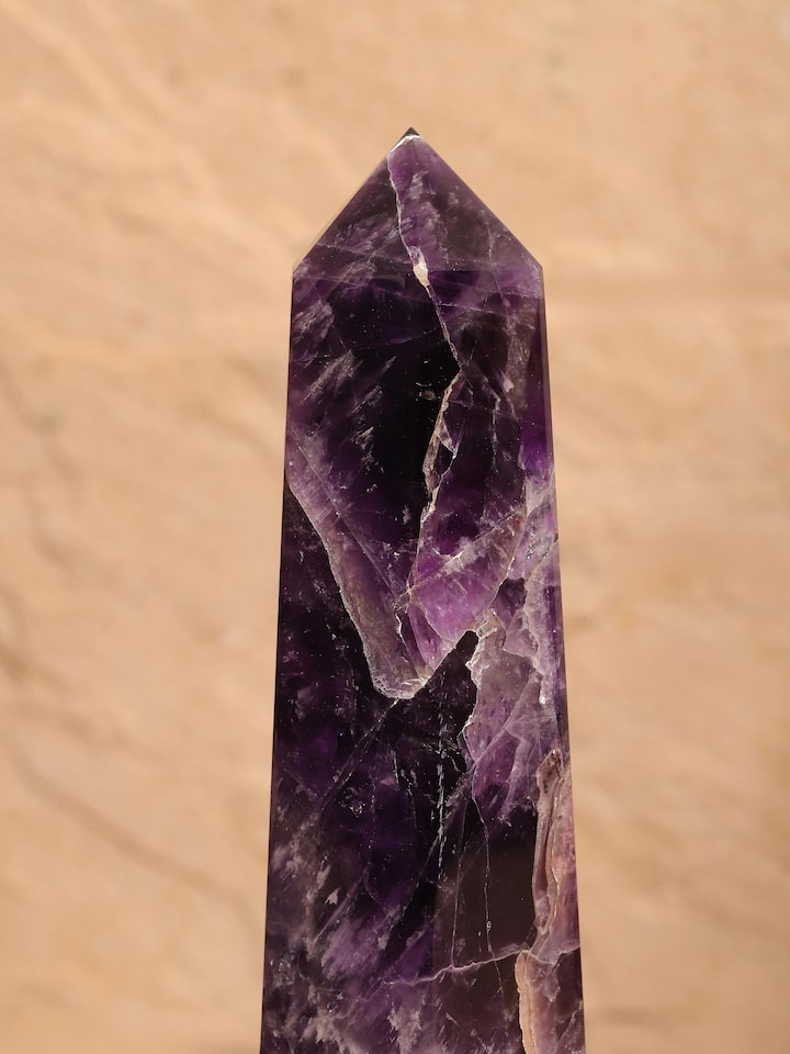 Detail view of Gemstone Amethyst Wand | Healing Stone highlighting the natural crystal texture and colour