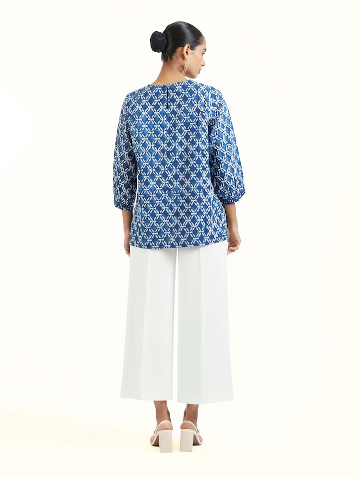 Back view of Sugandhika cotton dabu block printed top displaying clean finish