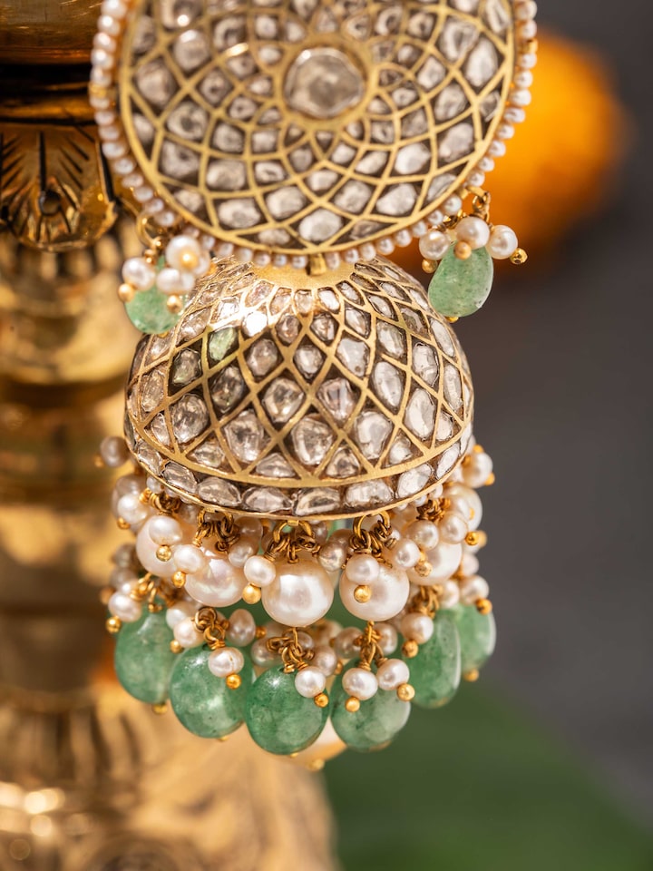 Thappa 18 Karat Gold Jhumkas