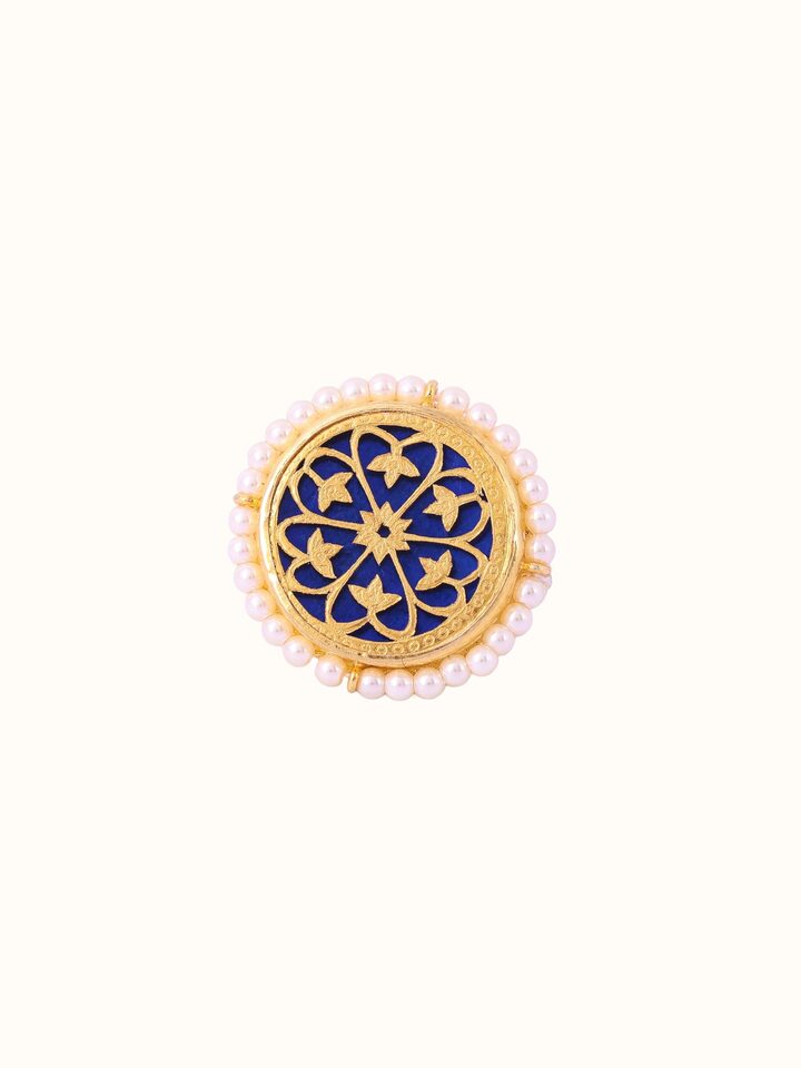 Front view of Thewa Silver Ring showing the complete piece and design