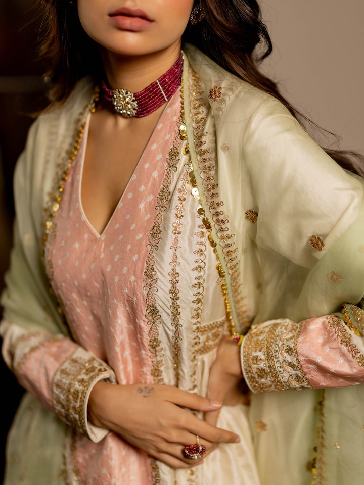 Angled view of the Off-white Silk Hand Embroidered Bandhani York Anarkali Kurta Set (2 Pcs)