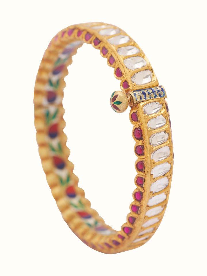 Front view of silversmithing long necklace featuring modern and sleek design.
