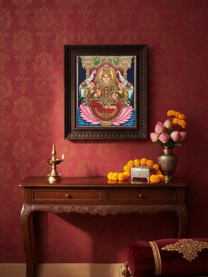 Side view of the Goddess Lakshmi Thanjavur Painting