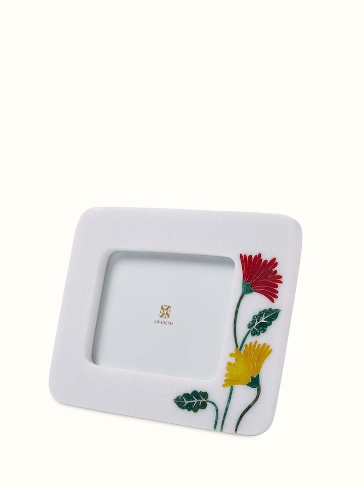 Close-up view of Pacchikari Marble Photo Frame Multicolor highlighting the handcrafted detailing and finish