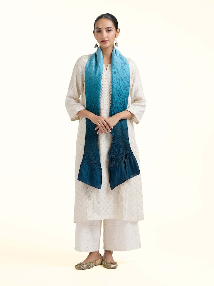 Front view of Teal Bandhani Tie & Dye Silk Stole showcasing its traditional craftsmanship and design