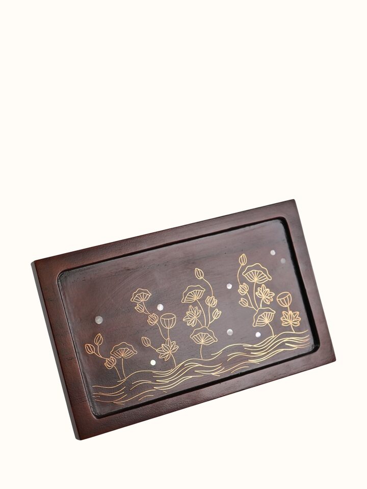 Open view of the Kamal Tarkashi Teak Wood Tissue Holder