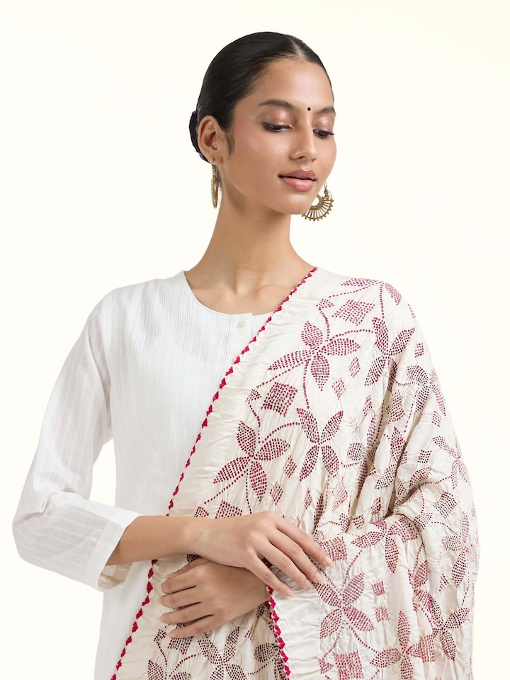 angled view of off-white bandhani tie & dye dupatta