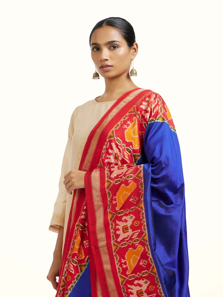 Angled view of the Blue Silk Pochampally Weft Ikat Dupatta