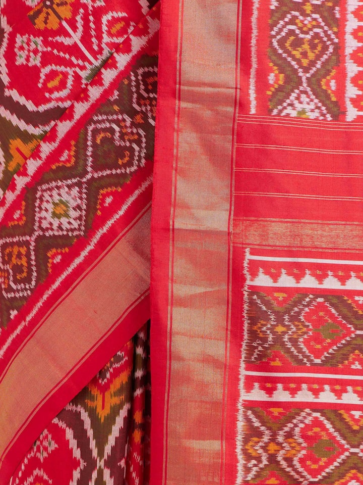 Detail view of the Red Mulberry Silk Pochampally Ikat Handloom Saree