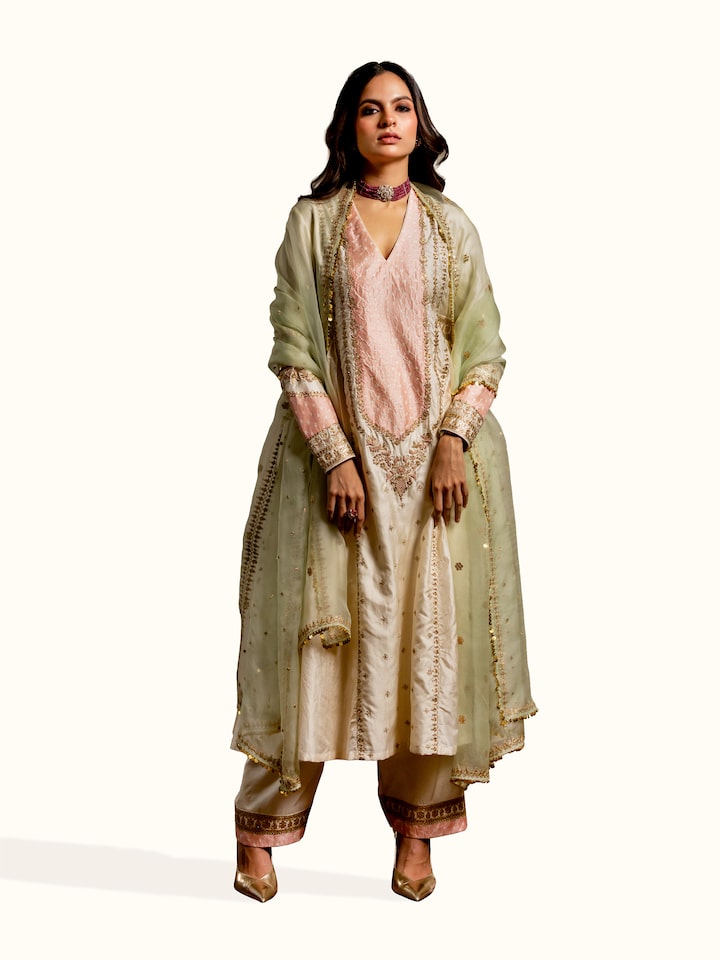 Front view of the Off-white Silk Hand Embroidered Bandhani York Anarkali Kurta Set (2 Pcs)