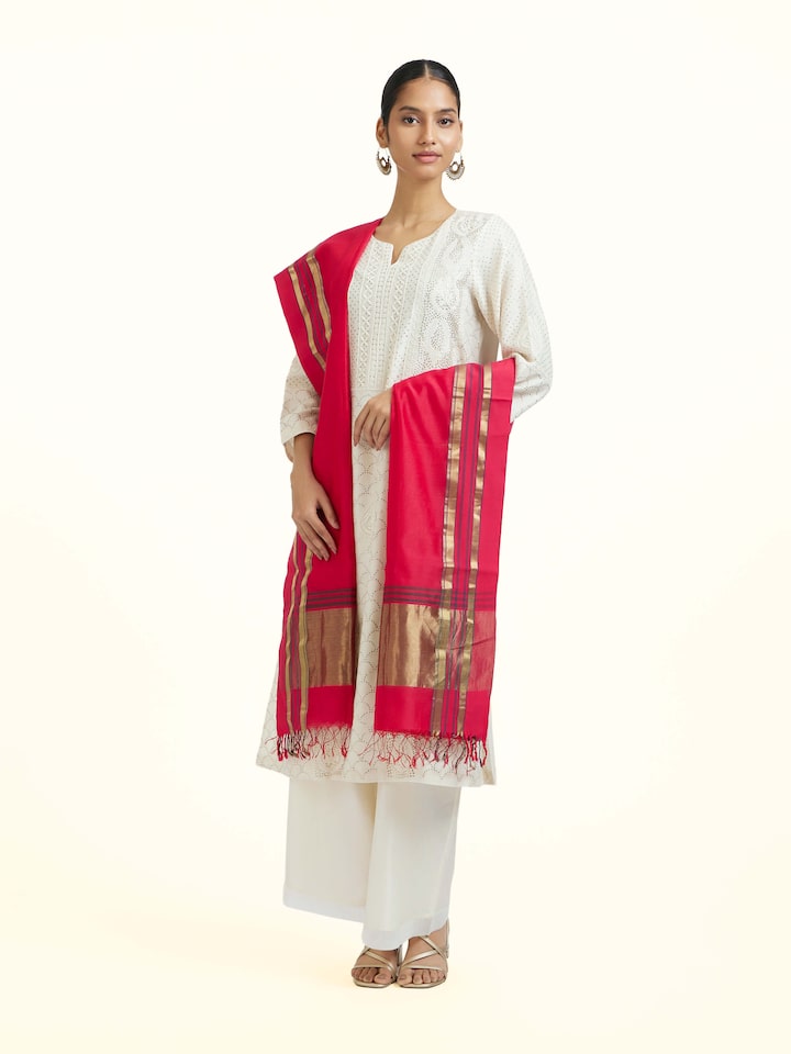 Side view of the Red Cotton Silk Maheshwari Zari Border Dupatta