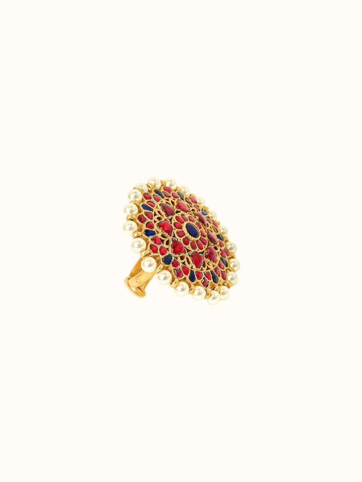 Angled view of the Jadau Silver Ring