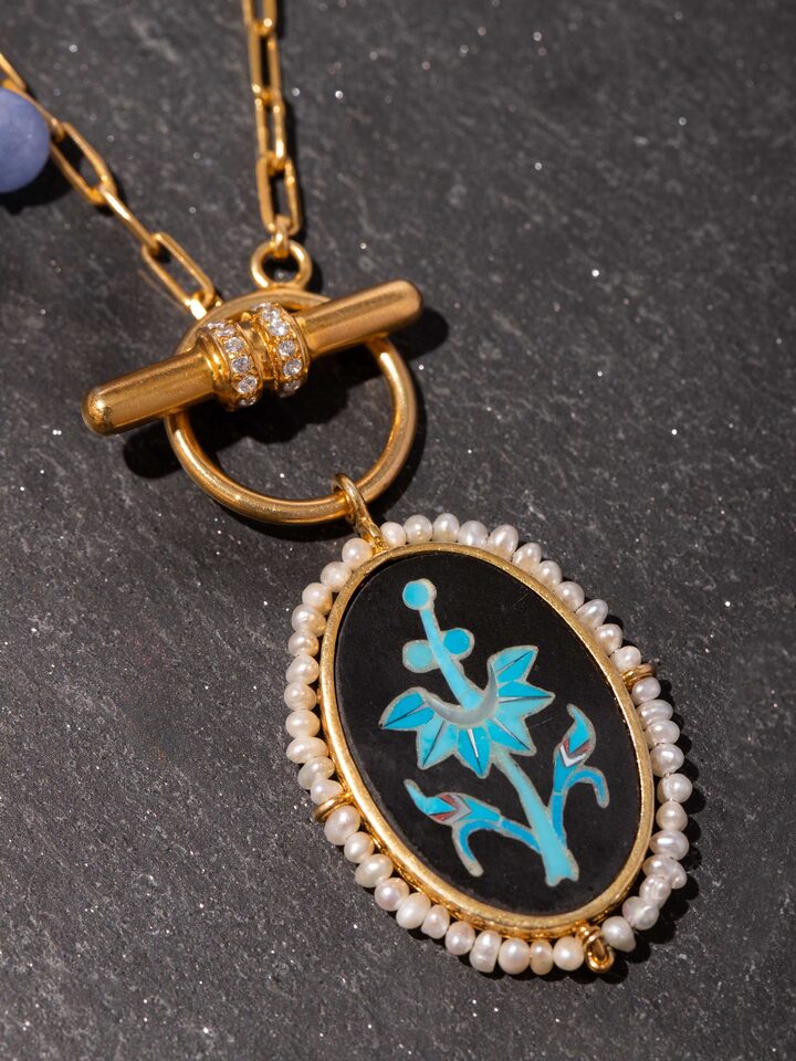 Parchinkari Silver Pendant & Chain