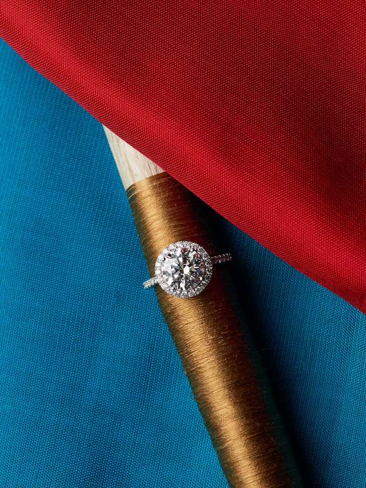 lifestyle view of open setting 14 karat gold ring