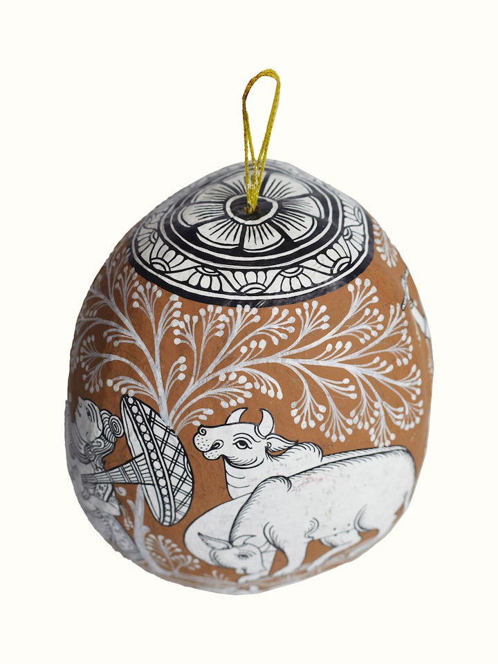 Angled view of the Godan Bahuda Wall Hanging