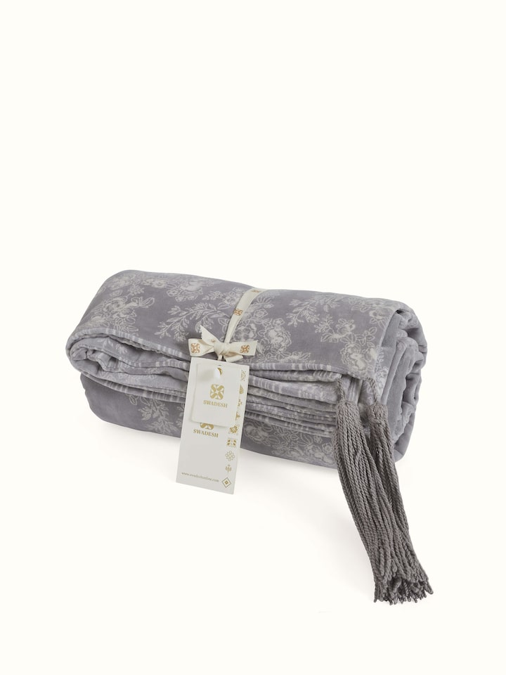 Shivranjini Handblock Printed Light Grey Floral Border Throw