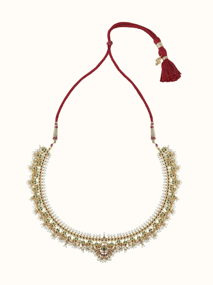 Front view of guttapusalu silver collar necklace
