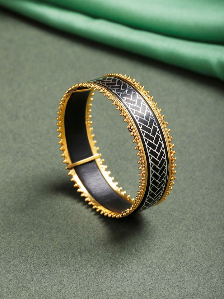 Lifestyle view of Bidri silver bangle