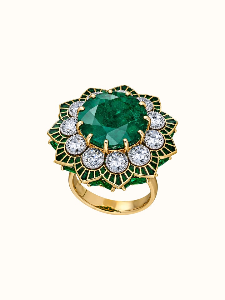 Close-up view of Open Setting 18 Karat Yellow Gold Ring with Diamonds and Emeralds highlighting the stone setting and metalwork detail