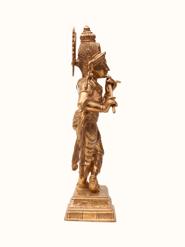 Side detail view of the Bronze Cast Radha Krishna Idol