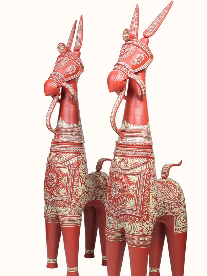 Alternate angled view of the Terracotta Horse Set Idol